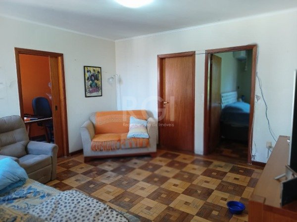 Apartamento com 132m², 3 dormitórios no bairro Menino Deus em Porto Alegre para Comprar