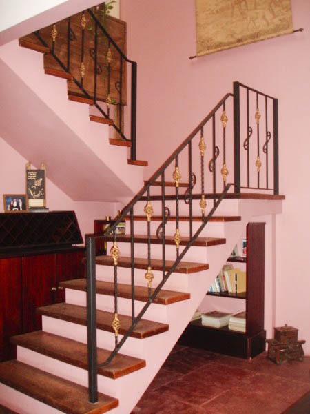 Casa para Venda - 560m², 5 dormitórios, sendo 4 suites, 2 vagas - Vila Jardim