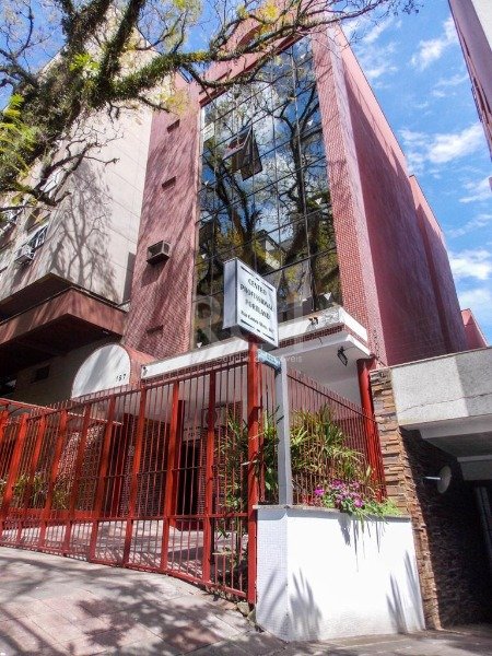Conjunto/Sala à venda com 60m² no bairro Independência em Porto Alegre