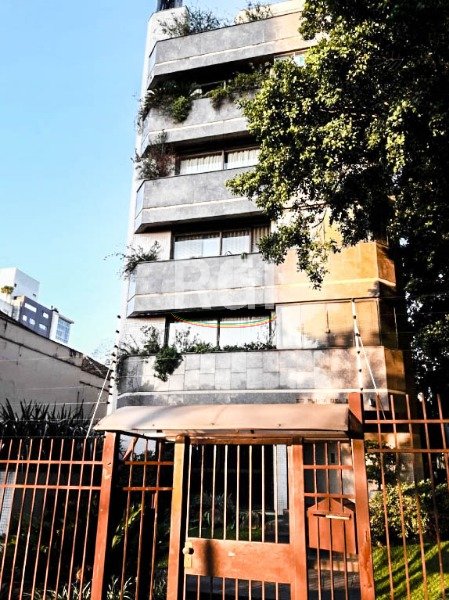 Cobertura com 492m², 3 dormitórios, 1 suíte, 3 vagas no bairro Auxiliadora em Porto Alegre para Comprar