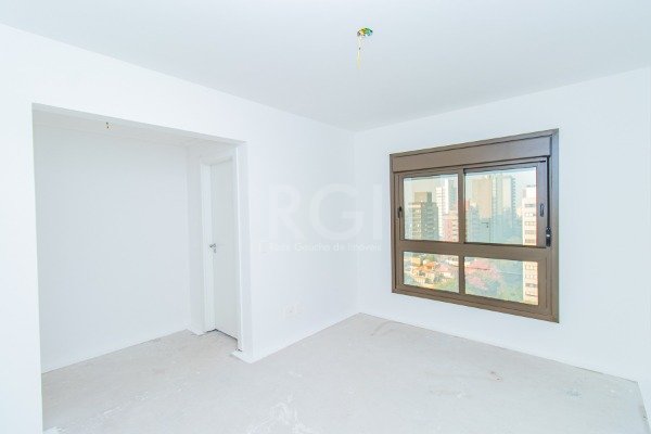 Cobertura para Venda - 617.99m², 4 dormitórios, sendo 4 suites, 5 vagas - Mont Serrat