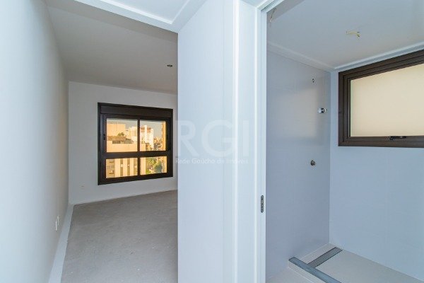 Cobertura para Venda - 617.99m², 4 dormitórios, sendo 4 suites, 5 vagas - Mont Serrat