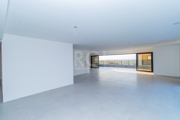 Cobertura para Venda - 617.99m², 4 dormitórios, sendo 4 suites, 5 vagas - Mont Serrat