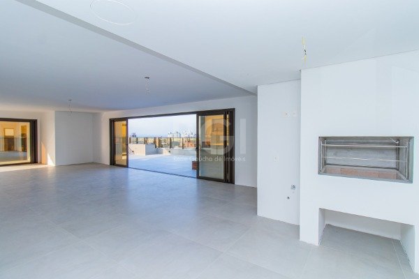 Cobertura para Venda - 617.99m², 4 dormitórios, sendo 4 suites, 5 vagas - Mont Serrat